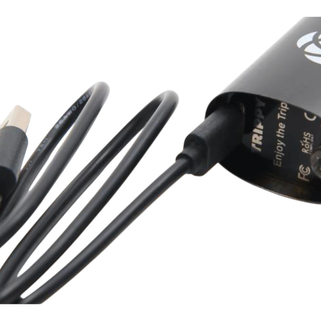 Заряджання вапорайзера Trippy 2 High Labs через USB-C